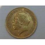 King George V half sovereign, 1914, obv bare head, rv George & Dragon, weight 3.98g, condition Fine.