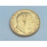 King Edward VII sovereign, 1903, obv bare head, rv George & Dragon, weight 8.0g, mint mark Perth,