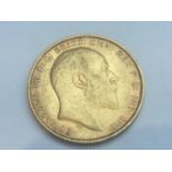 King Edward VII sovereign, 1905, obv bare head, rv George & Dragon, weight 8.0g, condition F.