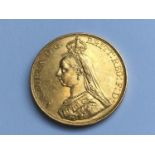 Queen Victoria Five pounds, 1887, obv Jubilee bust, rv George & Dragon, Weight 39.9g, design mark,