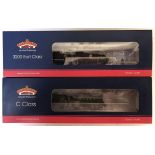 Two Bachmann "OO" gauge model railway engines. C Class 271, SE&CR Lined Green, 31-463 and 3200