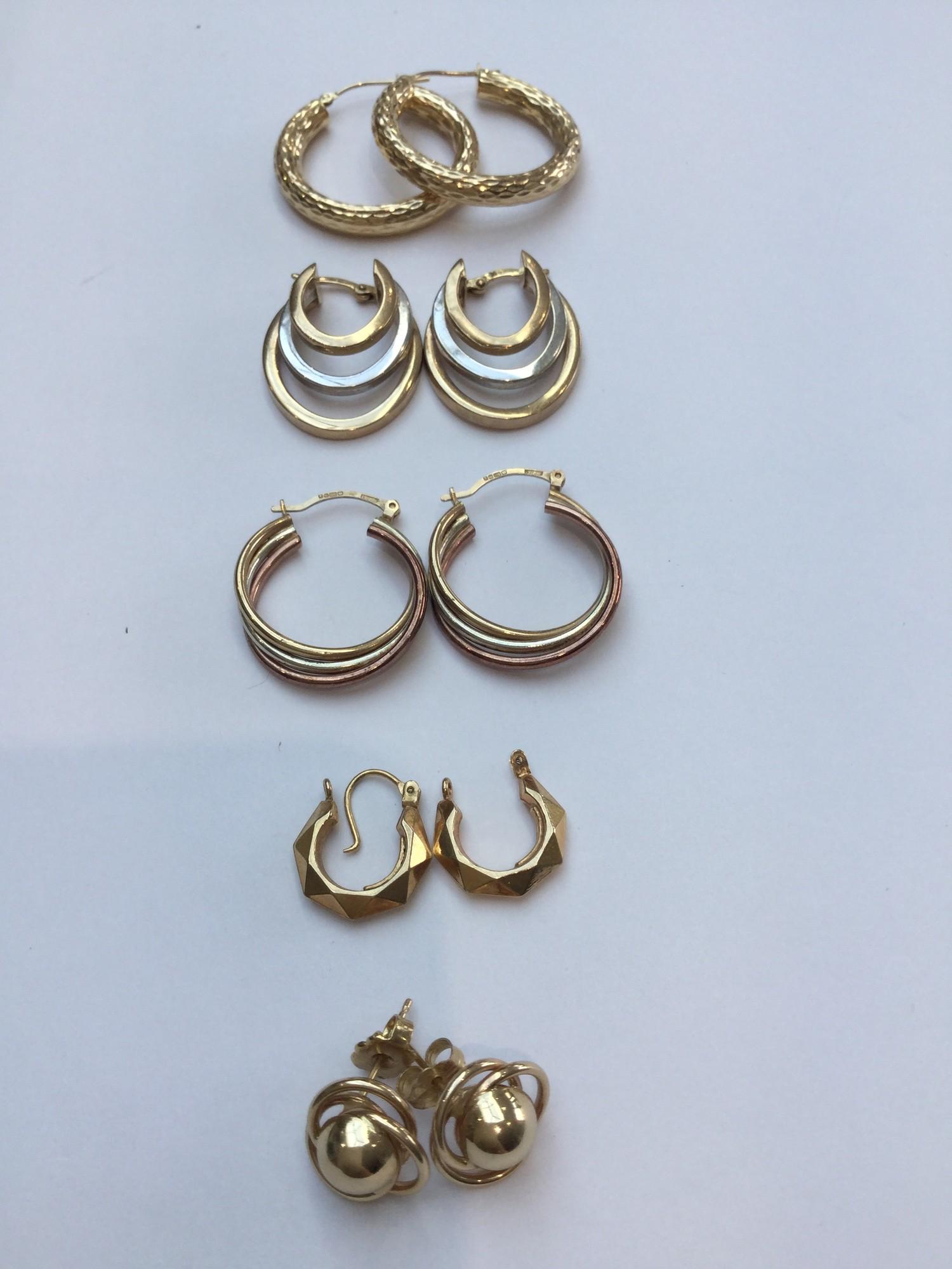 Five pairs of assorted 9ct gold earrings. Total weight 10.2 grams. Including 4 pairs of hoop