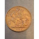 An 1886 Queen Victoria Gold Sovereign, Melbourne mint mark, aVF