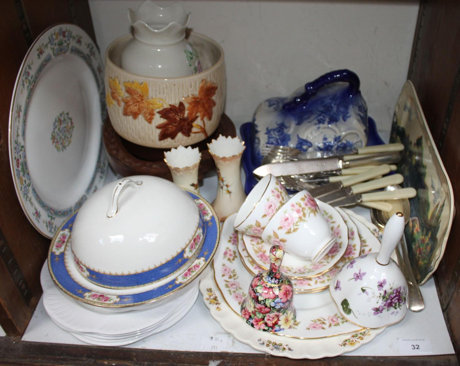 SECTION 32. A mixed lot of ceramics including a blue and white cheese dish and cover, a large
