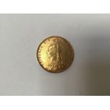 A Victorian 1892 22ct gold full sovereign, gross weight approximately 8.1g