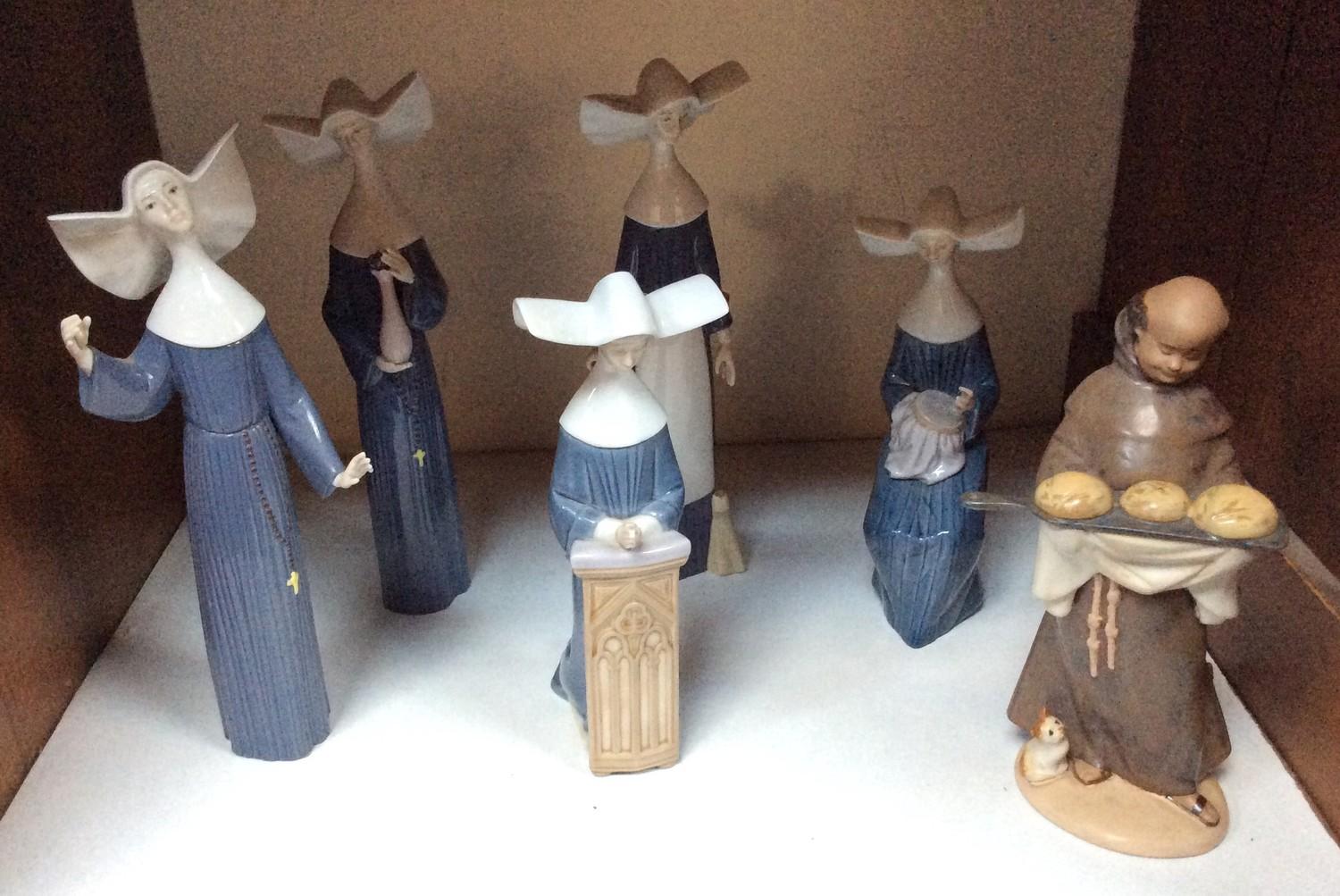 SECTION 19. Five various Lladro porcelain nuns together with a Lladro Monk 'Our Daily Bread no.