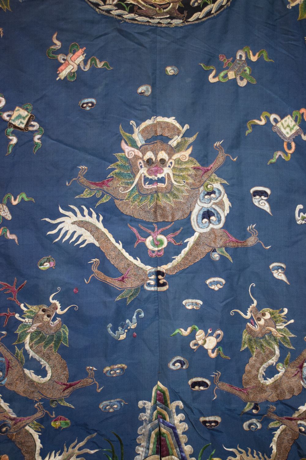 Fine Chinese blue silk dragon robe, late 19th/early 20th century, the four-clawed dragons above a - Image 10 of 17