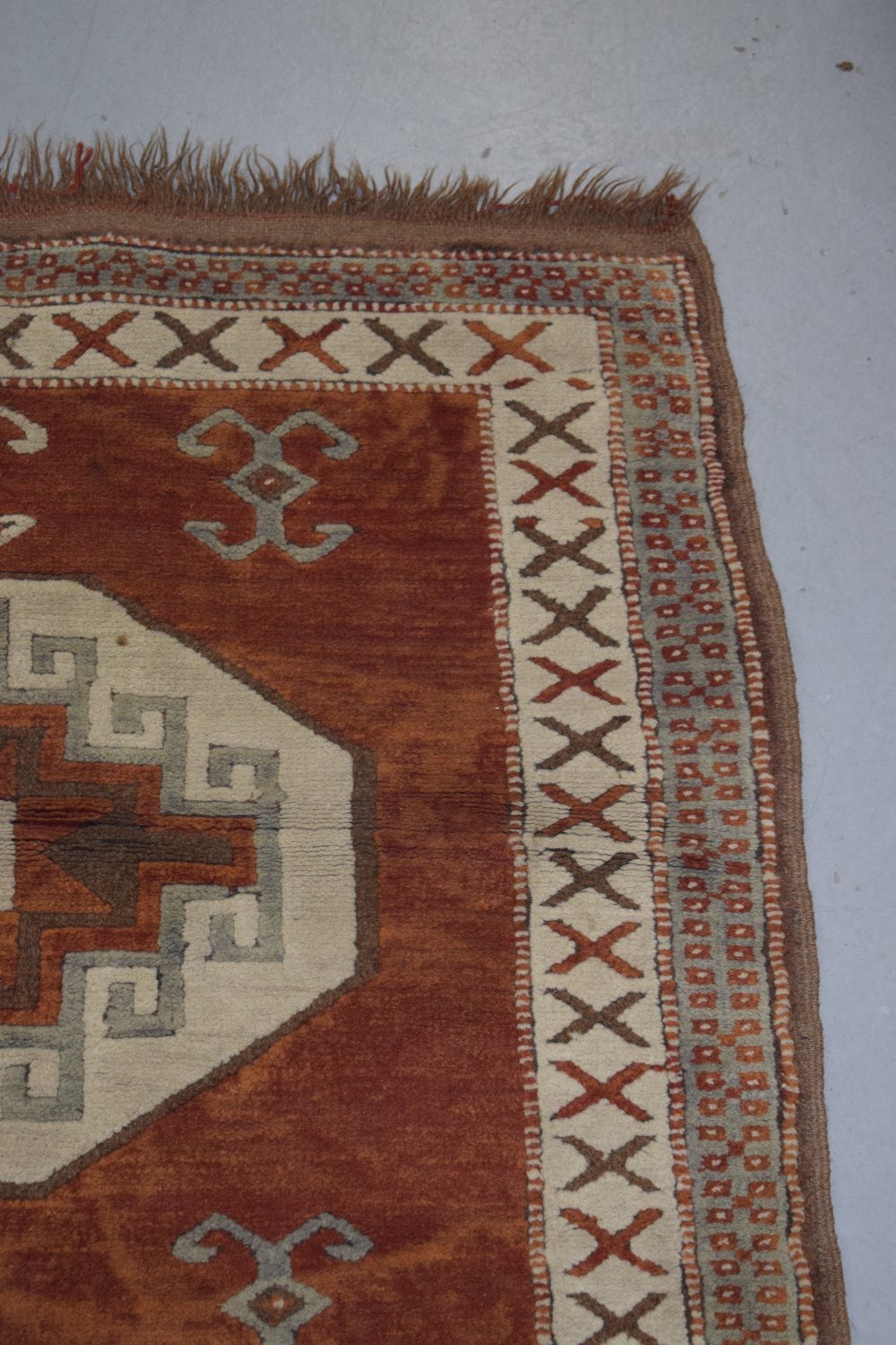 Two Anatolian rugs, the first: Konya kelim, central Anatolia, circa 1940s-50s, 4ft. 11in. X 3ft. - Image 12 of 17