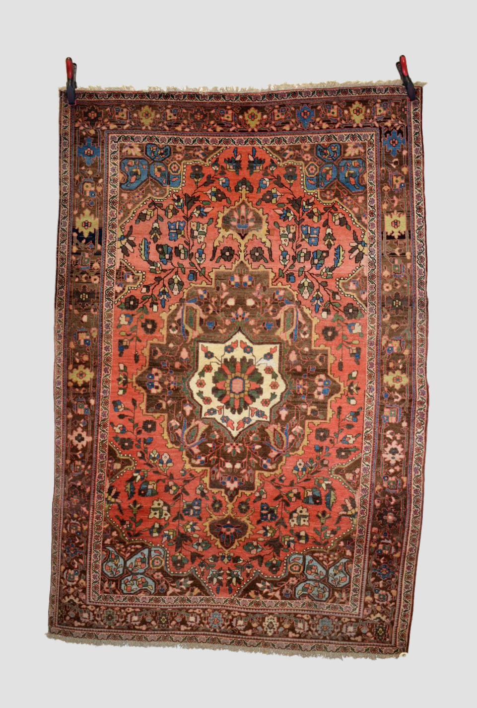 Saruk rug, north west Persia, circa 1930s-40s, 6ft. 8in. X 4ft. 8in. 2.03m. X 1.42m. Slight loss