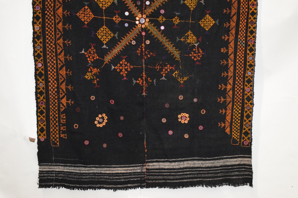 Bishnoi traditional wool shawl, Western Thar Desert, Rajasthan, north west India, circa 1950s, 49in. - Image 4 of 6