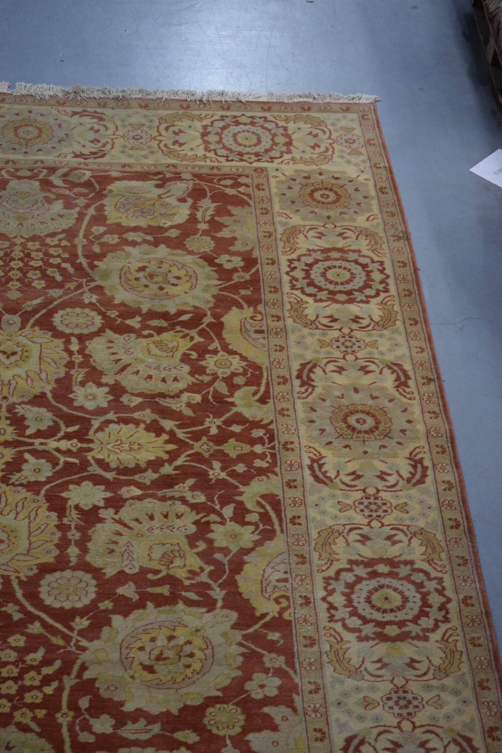 Decorative Egyptian 'Ziegler' carpet, recent production, 12ft. 4in. x 9ft. 2in. 3.76m. x 2.80m. Soft - Image 2 of 9