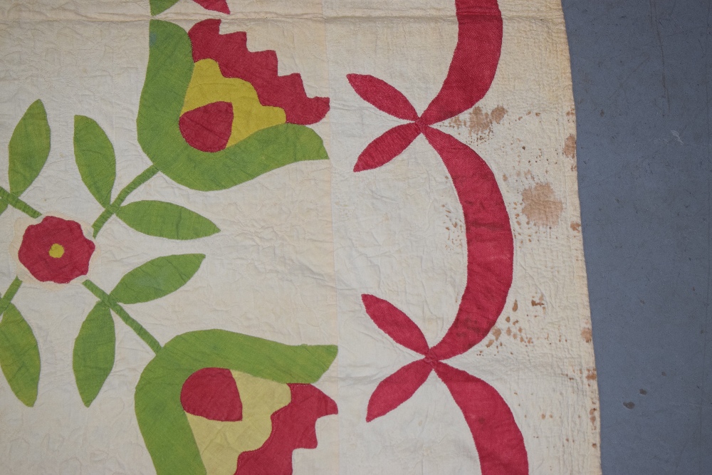 Attractive American applique quilt, mid-19th century, 84in., 213cm. sq. Unlined. Some time spots/ - Image 7 of 7