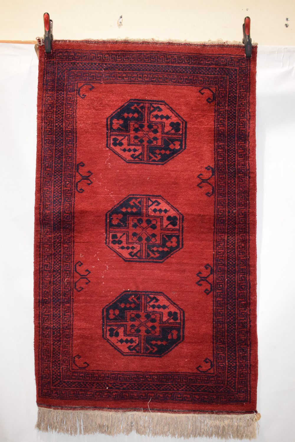 Two rugs: the first: Yomut Turkmen ensi, Turkmenistan, circa 1920s, 5ft. 7in. x 4ft. 7in. 1.70m. x - Image 11 of 16