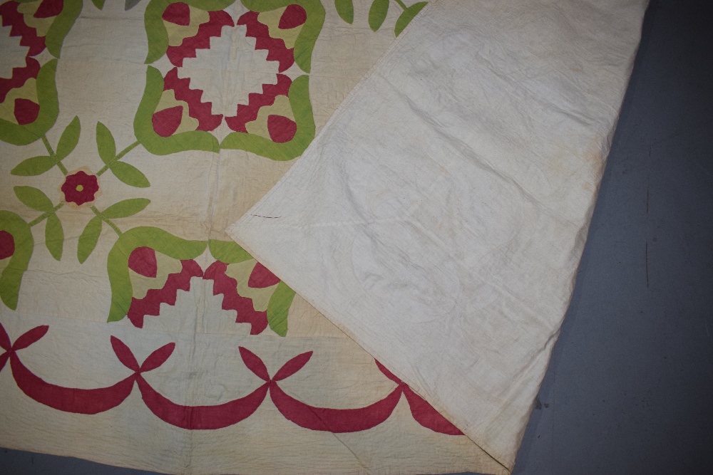 Attractive American applique quilt, mid-19th century, 84in., 213cm. sq. Unlined. Some time spots/ - Image 6 of 7