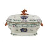 Chinese Export-Style Porcelain Tureen