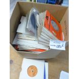 Records : Box of 200+ singles - various labels - g