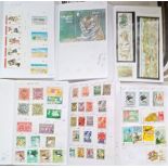Stamps : Accumulation of 15 Circulated Club Books