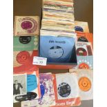 Records : 100+ 1950's/60's 45' singles all in thei