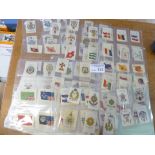 Cigarette Cards :Silk cards x120 flage, emblems et