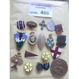 Collectables : Badges mostly 1920s onward bowling