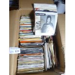 Records : Box of approx 250 singles 45's mixed lot