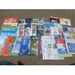 Football : Collection of programmes UK/Foreign inc