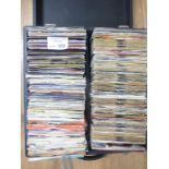 Records : Great crate of 7" 45's x300+ - very heav