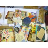 Collectables : Mixed box of vintage items, program