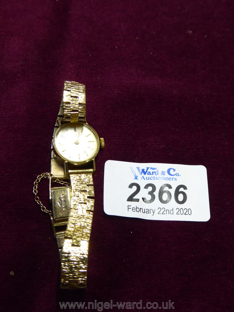 A ladies International Watch Co 9ct gold Wristwatch.