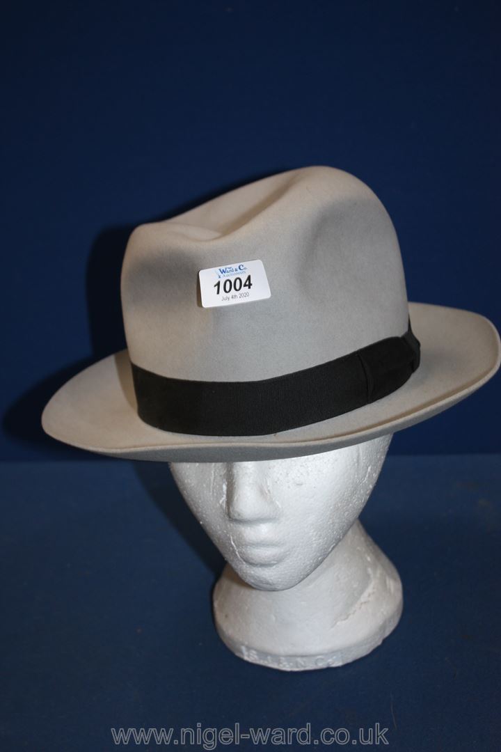 An Austin Reed grey felt trilby Hat, 6 3/4". - Image 2 of 2