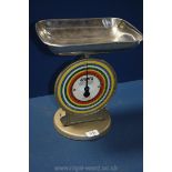 A set of Salters money scales,
