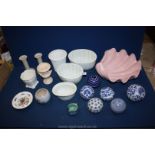 A quantity of china to include; a large shell shaped dish,