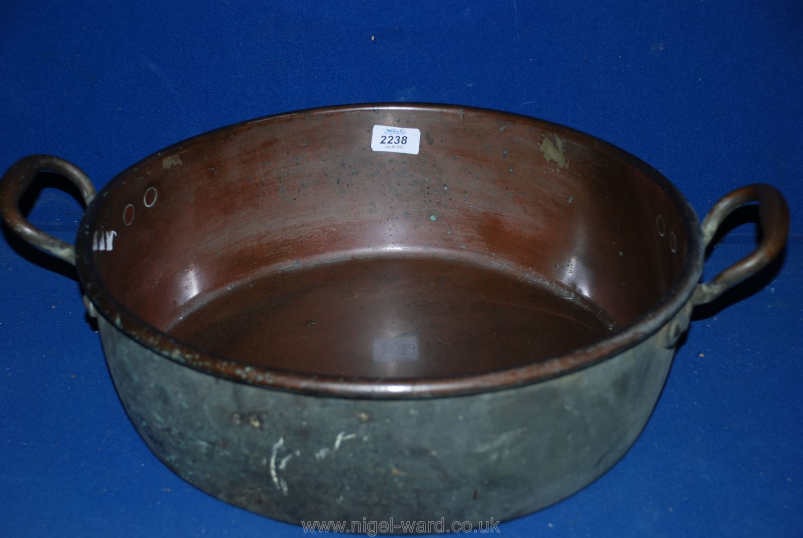 A large Copper jam Pan. 16" diameter. - Image 3 of 3