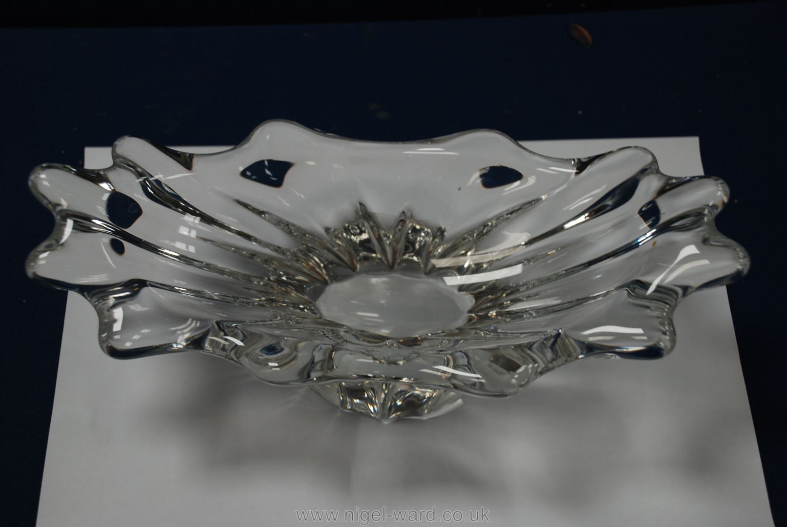 A vintage Daum very heavy crystal glass elongated star-shaped bowl, signed Daum Nancy France, - Image 4 of 4