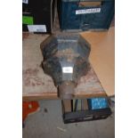 Cast iron water hopper,