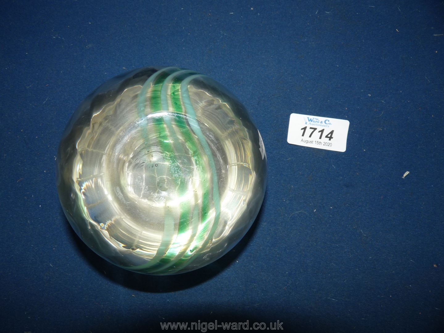 A small Caithness rose bowl in pale green vaseline glass with darker stripes of green to the base. - Image 2 of 4