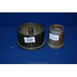 A brass shell base DIS-13871/E to the base,