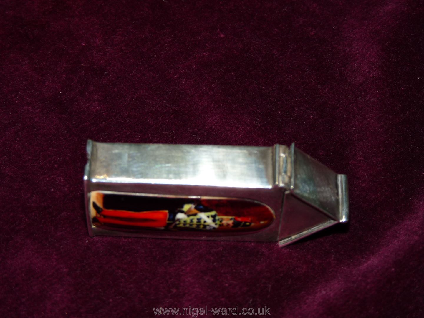 A Victorian sterling silver and enamel Sentry box vesta case. - Image 17 of 20
