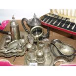 A quantity of silver plate to include cased set of six dessert spoons (a/f), table bottle holder,