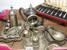 A quantity of silver plate to include cased set of six dessert spoons (a/f), table bottle holder,