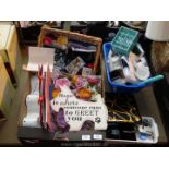 Quantity of home office stationery, dog plaque etc.