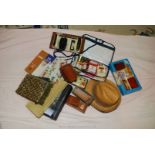 Box of men's grooming accessories, scarves etc.