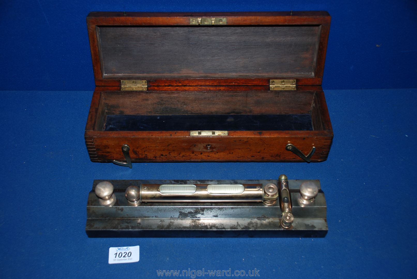 A 1920's Brass spirit Level by Stanley, London, in box, 13'' long x 4''. - Image 2 of 3