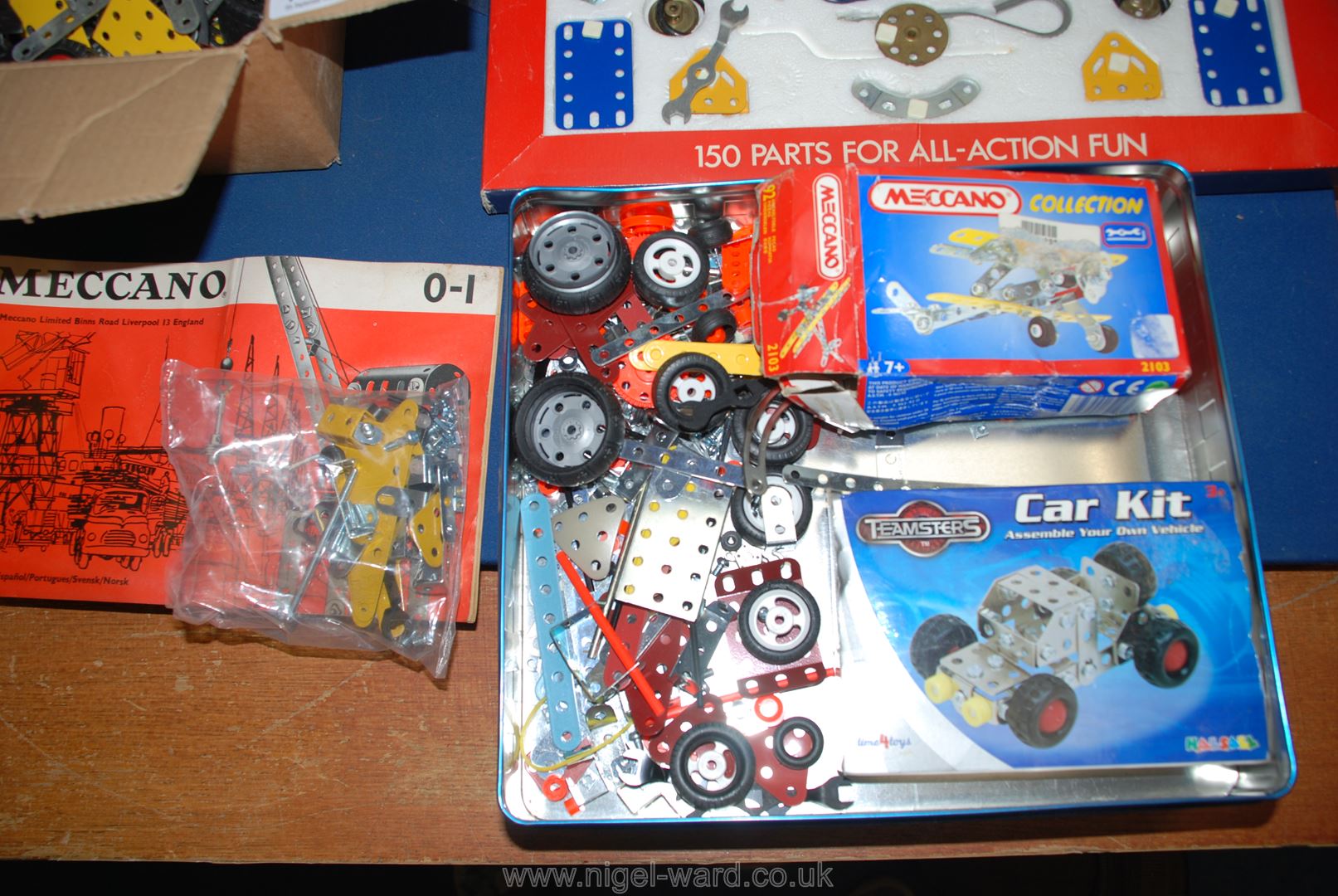 A box of assorted Meccano plus "Making a Plane" tin. - Image 2 of 5