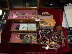 A quantity of costume jewellery, etc.