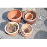 Quantity of pottery garden planters