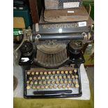 A Woodstock standard Typewriter, model 5N.