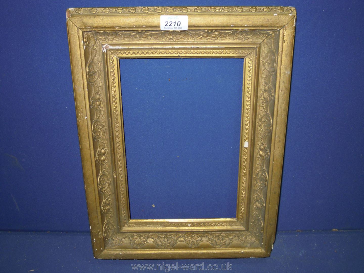 A Gilt picture frame, 17'' x 13 1/2''.