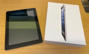 An Apple iPad 32GB 4th Generation Silver in original box, doesn't switch on, battery may be faulty,