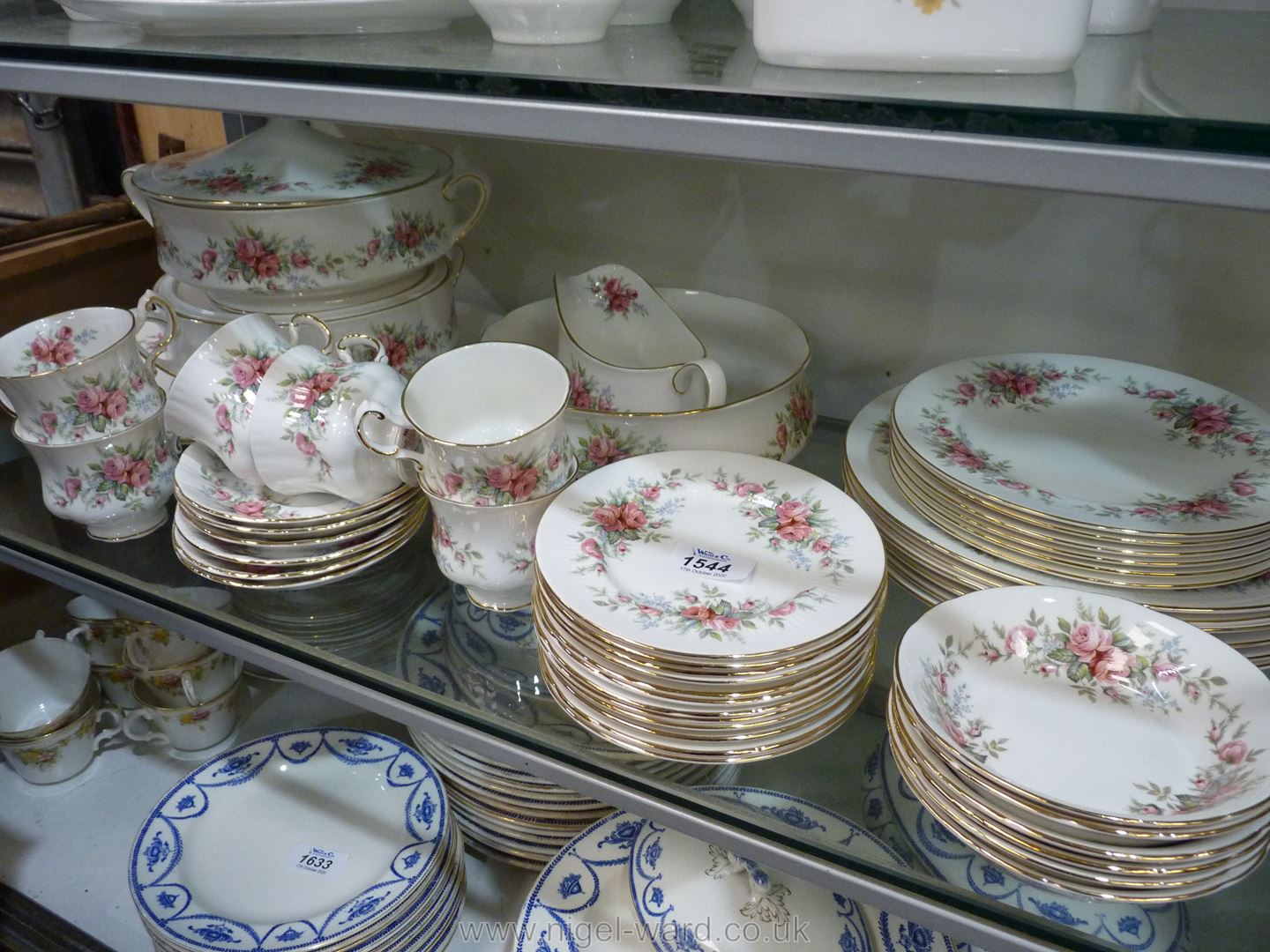 A Royal Standard "Rambling rose" Dinner/tea service to include; six dinner plates, six side plates,
